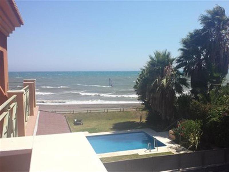 Axarquia Beach Hotel Almayate Bajo Exterior photo